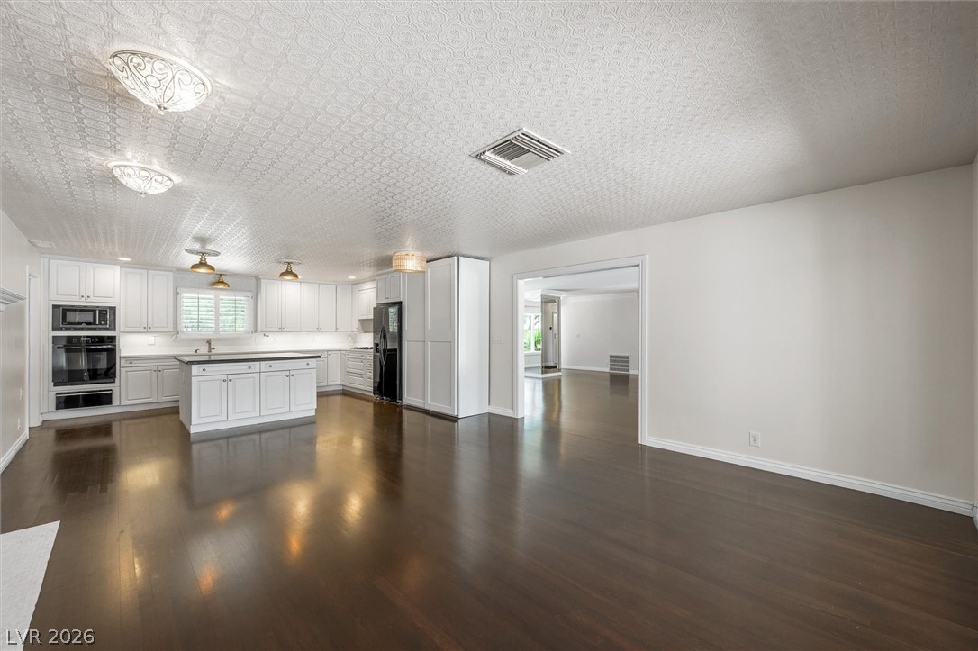 416 Macarthur Way Las Vegas NV 89107