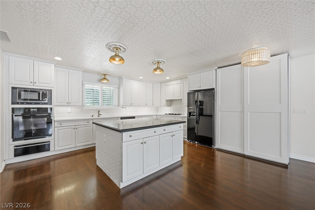416 Macarthur Way Las Vegas NV 89107