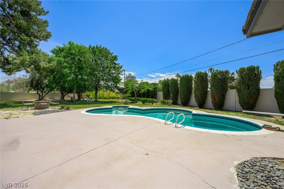 416 Macarthur Way Las Vegas NV 89107