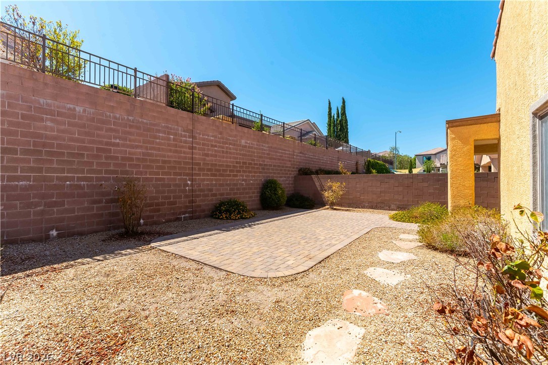 2285 Manosque Lane Henderson NV 89044
