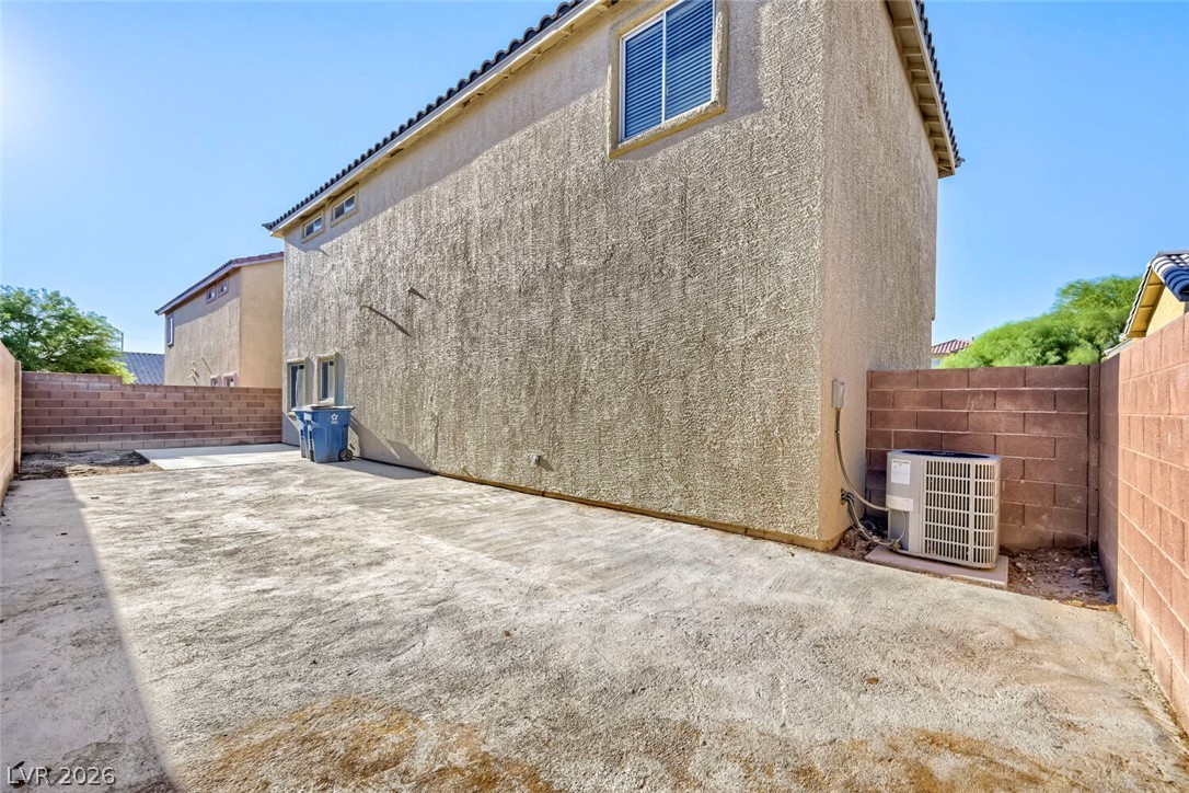 24 Rosa Rosales Court North Las Vegas NV 89031