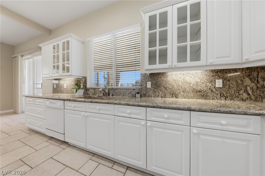 62 Cascade Lake Street Las Vegas NV 89148