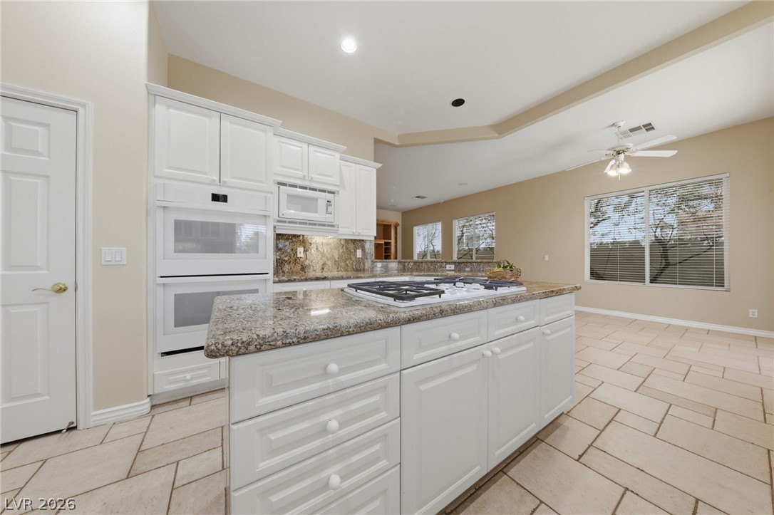 62 Cascade Lake Street Las Vegas NV 89148