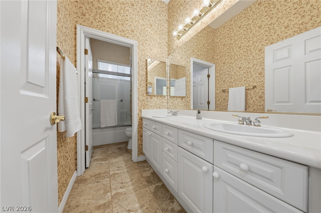 62 Cascade Lake Street Las Vegas NV 89148