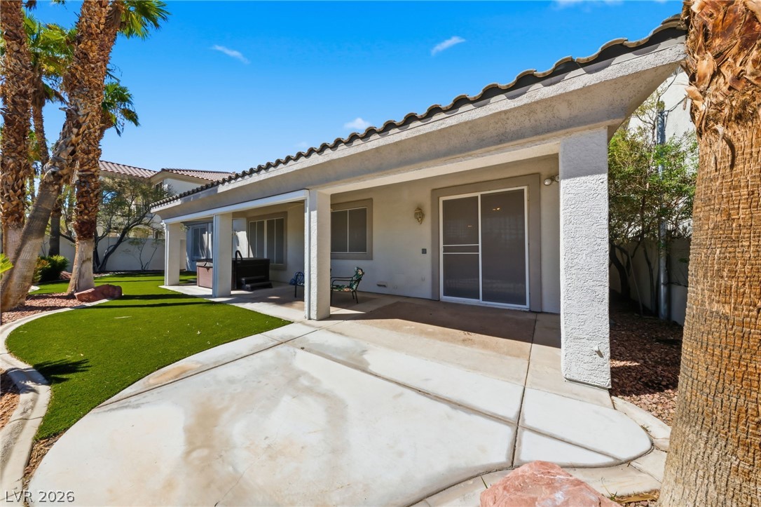 62 Cascade Lake Street Las Vegas NV 89148