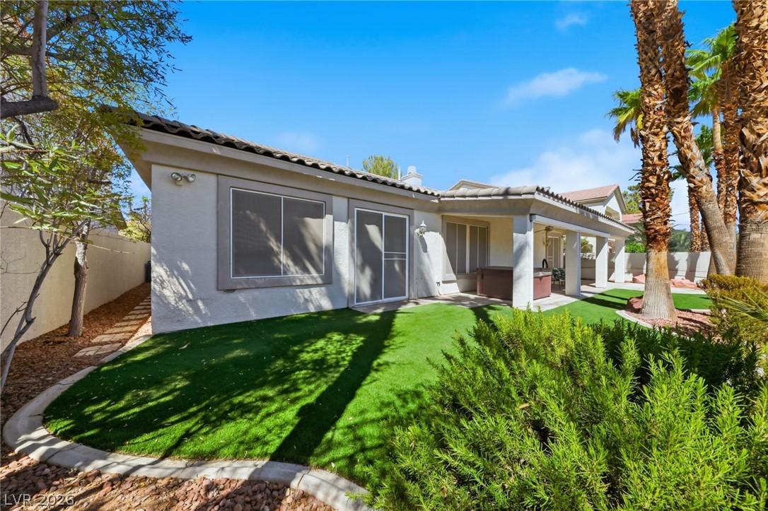 62 Cascade Lake Street Las Vegas NV 89148