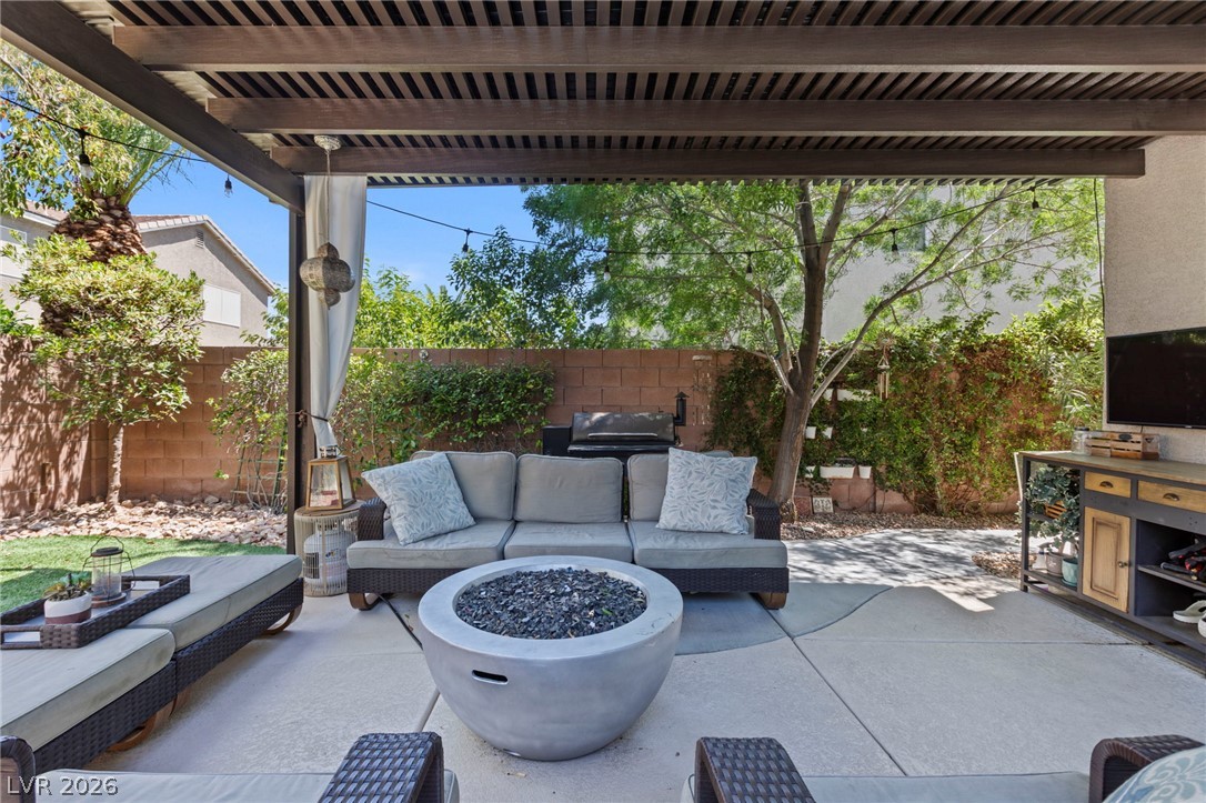 272 Aqua Lane Henderson NV 89012