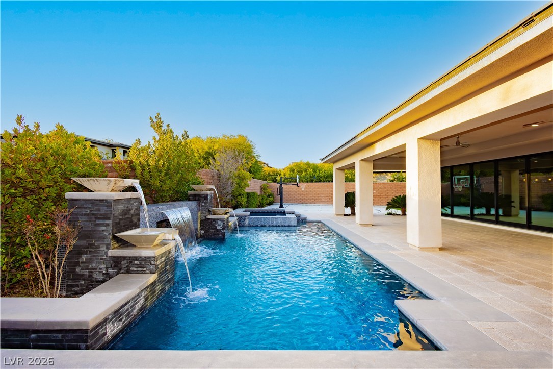 94 Glade Hollow Drive Las Vegas NV 89135