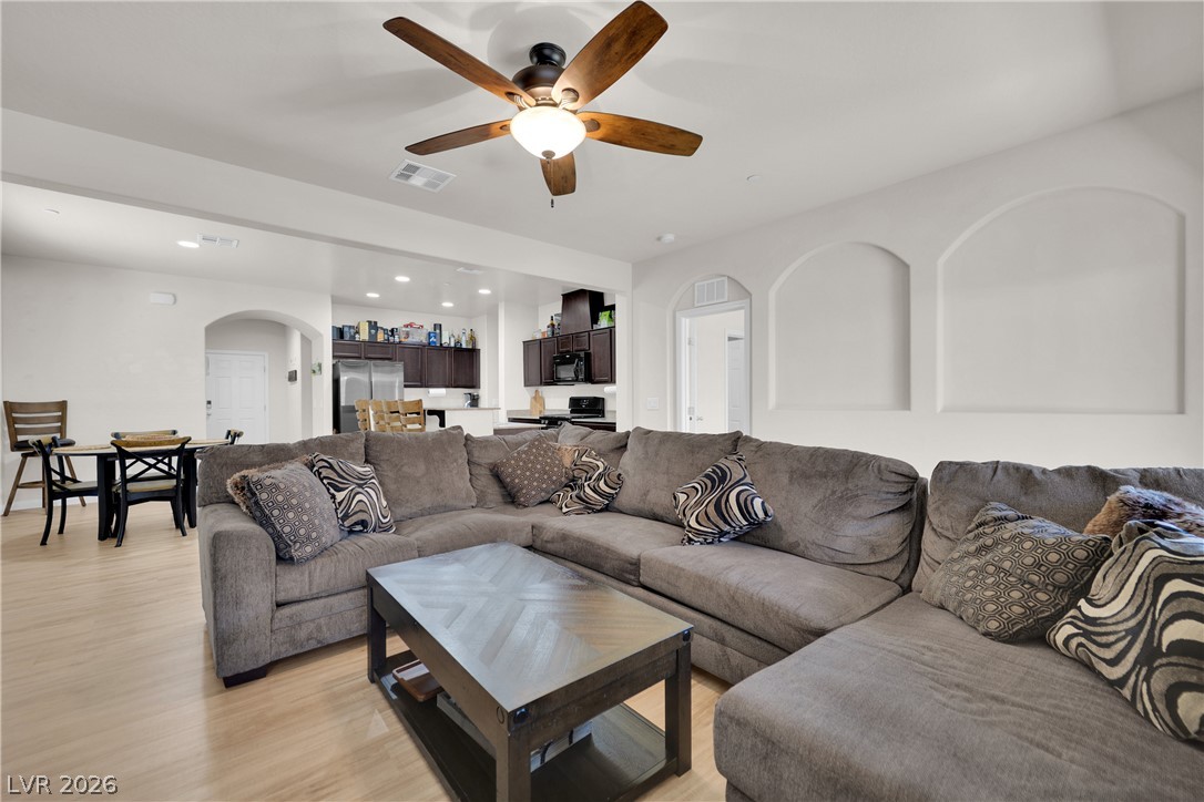 1113 Strada Pecei Henderson NV 89011