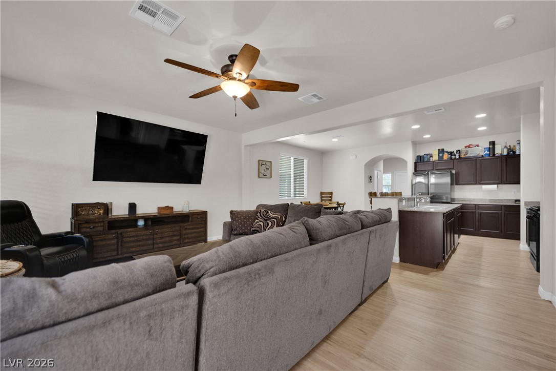 1113 Strada Pecei Henderson NV 89011