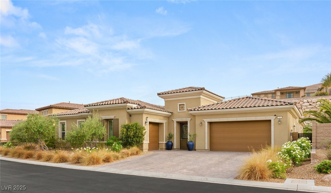 21 Grand Masters Drive Las Vegas NV 89141