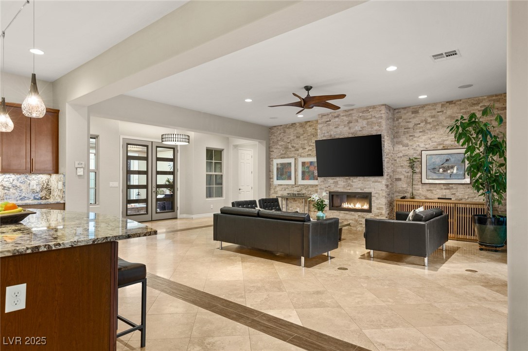21 Grand Masters Drive Las Vegas NV 89141
