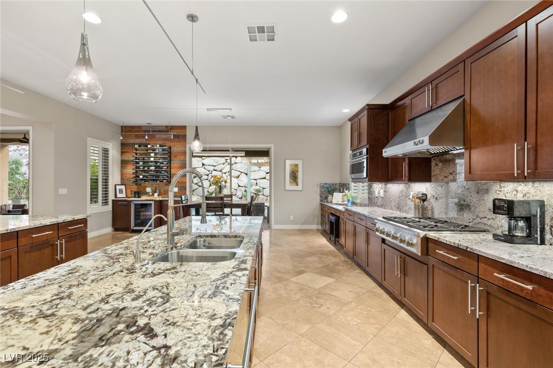 21 Grand Masters Drive Las Vegas NV 89141