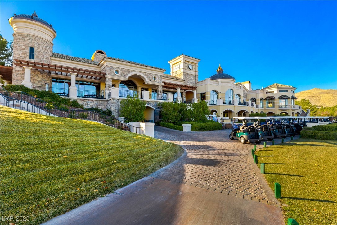 21 Grand Masters Drive Las Vegas NV 89141