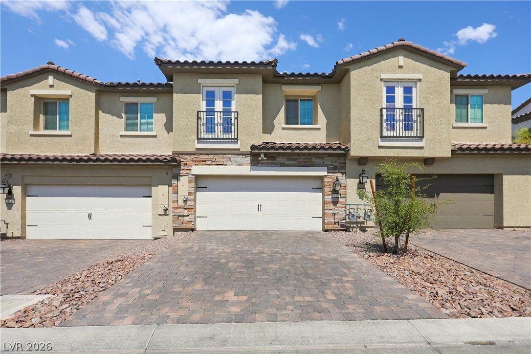 817 Watford Place Henderson NV 89011