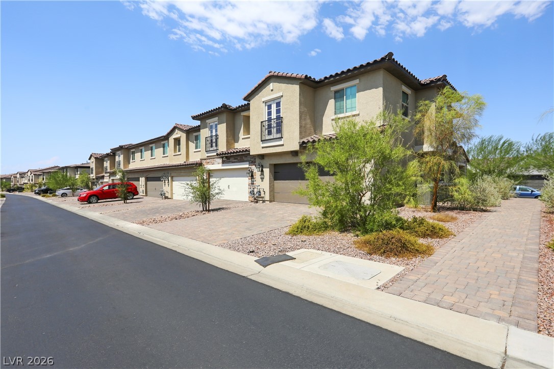 817 Watford Place Henderson NV 89011