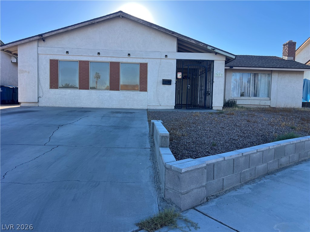 3533 Moraga Drive Las Vegas NV 89103