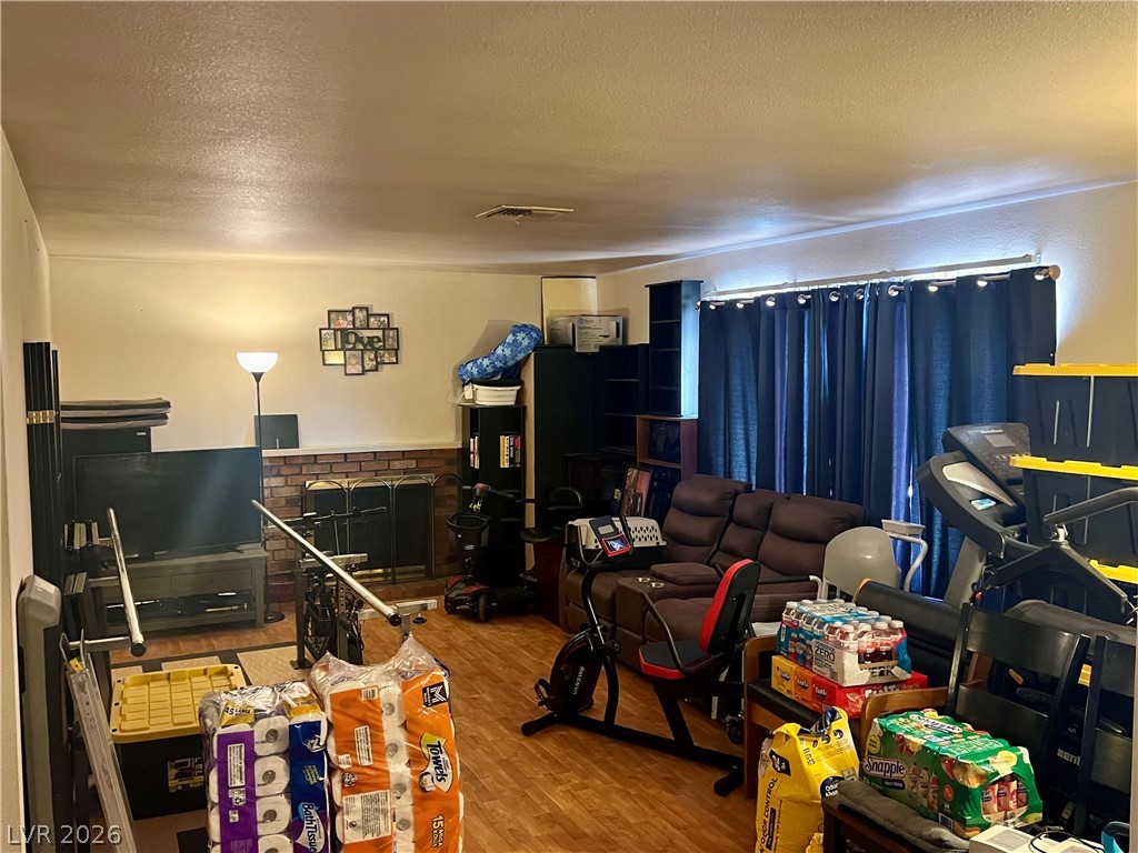 3533 Moraga Drive Las Vegas NV 89103