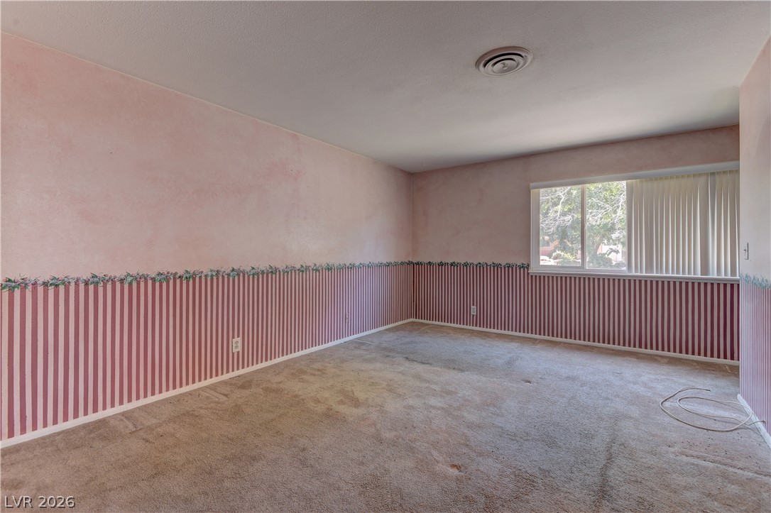 4204 Woodcrest Road Las Vegas NV 89121