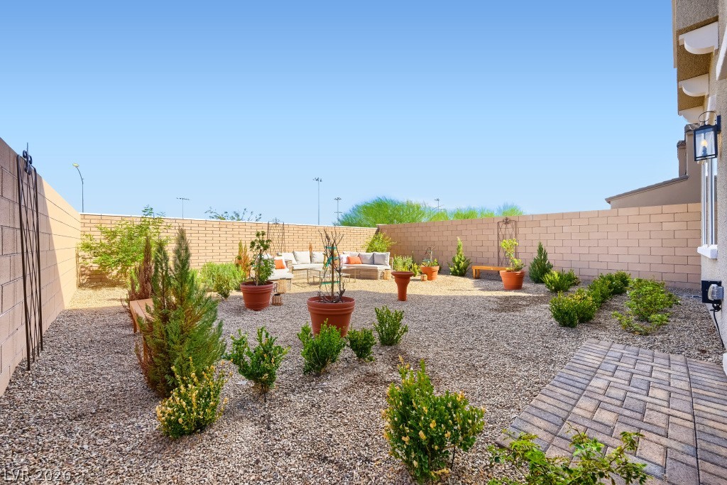 886 Arbor Spring Street Henderson NV 89011