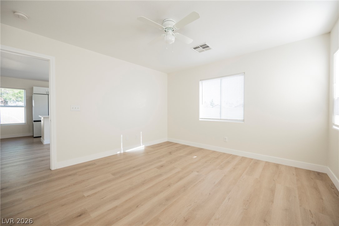 4736 Woodland Avenue Las Vegas NV 89121