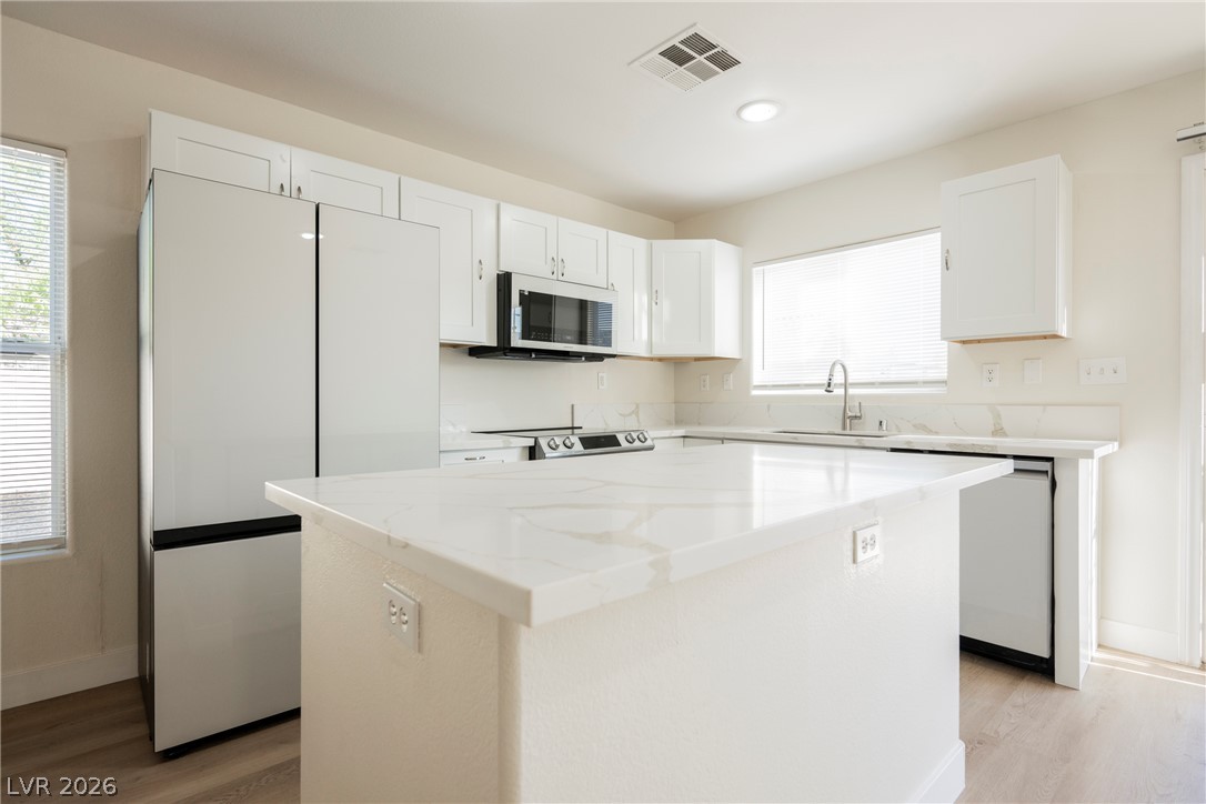 4736 Woodland Avenue Las Vegas NV 89121