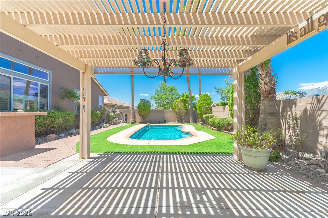 1040 Island Falls Avenue Henderson NV 89015