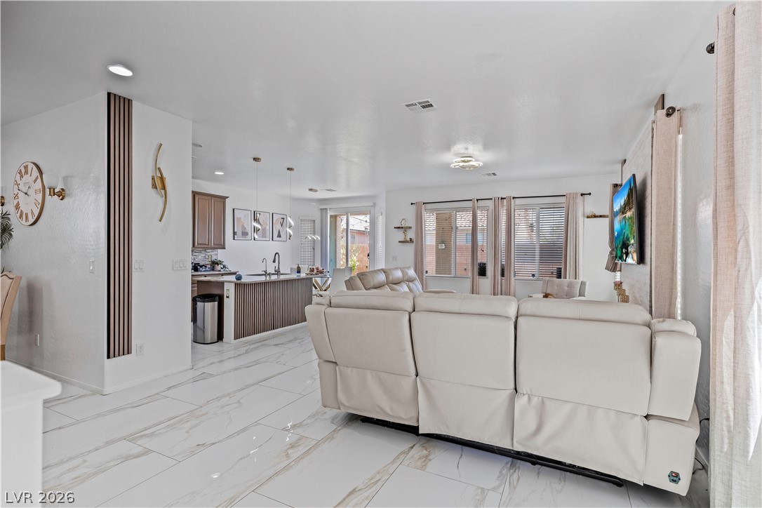 7322 Puddle Duck Street Las Vegas NV 89166