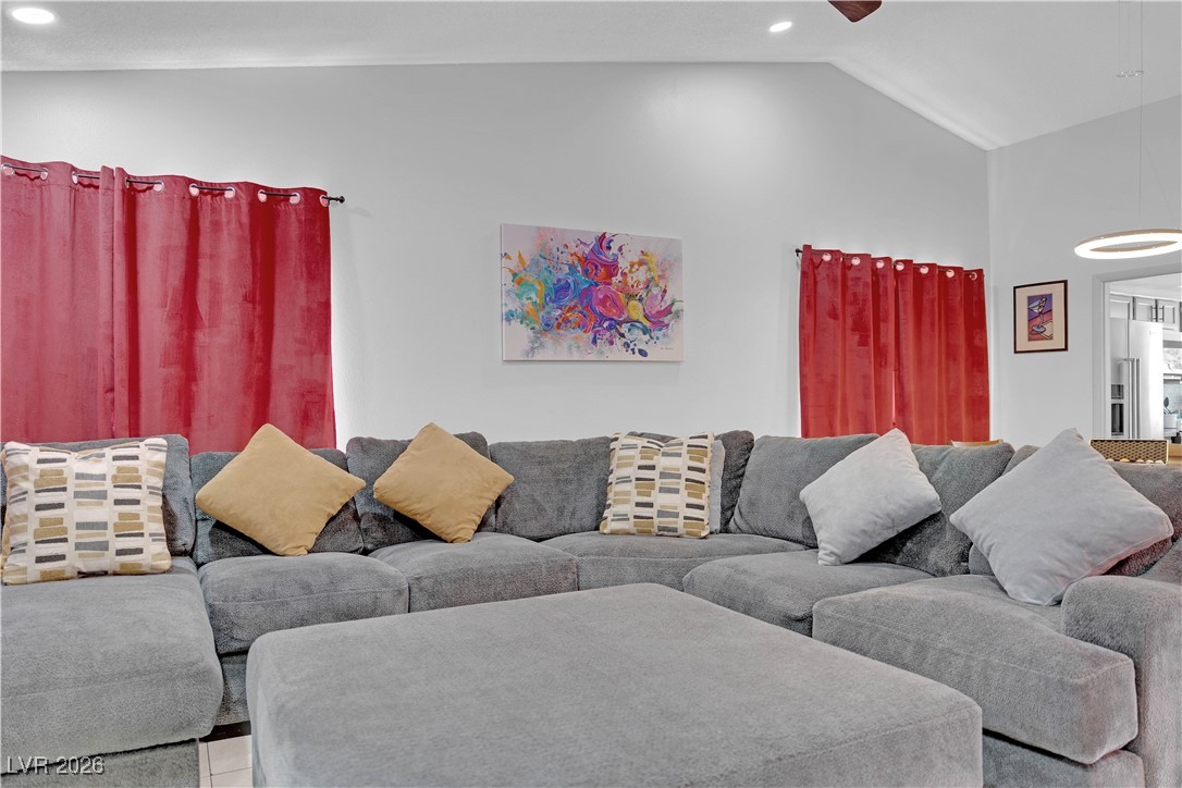 5944 Corazon Drive Las Vegas NV 89103