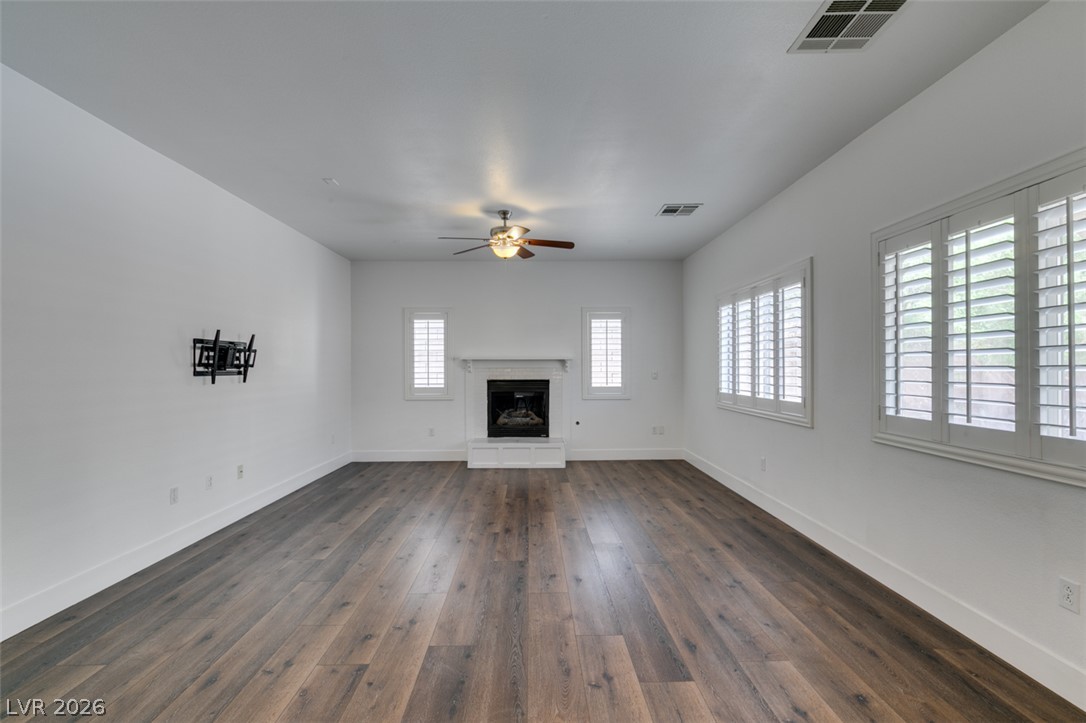 11244 Jasper Grove Avenue Las Vegas NV 89138