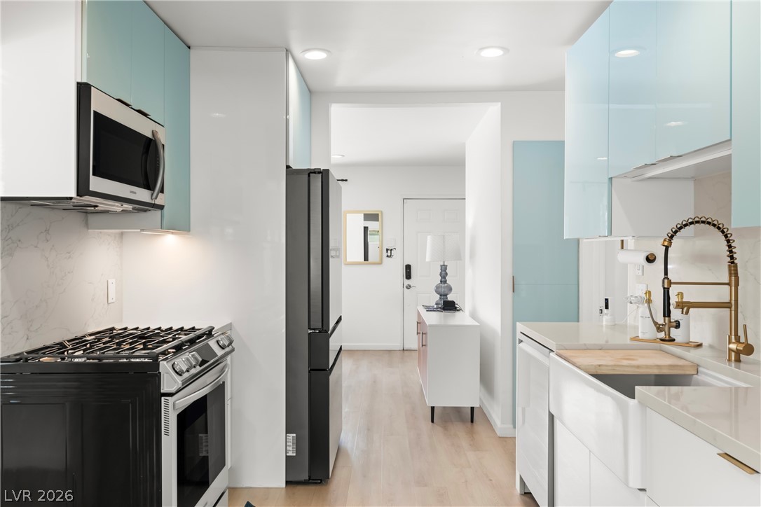 1705 Hassett Avenue Las Vegas NV 89104