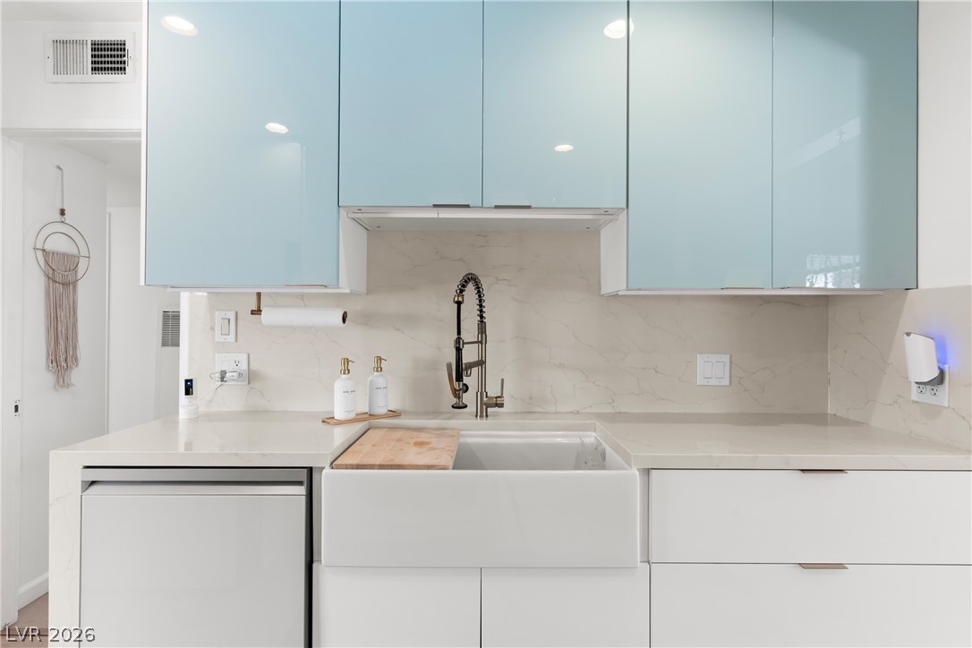 1705 Hassett Avenue Las Vegas NV 89104
