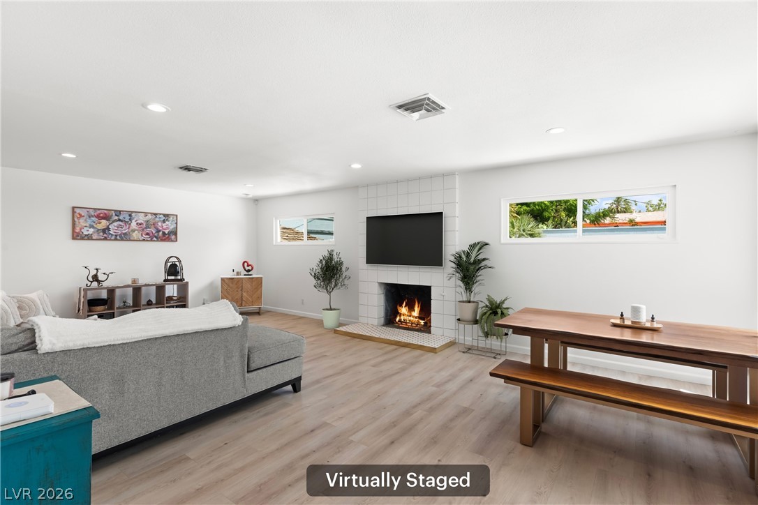 1705 Hassett Avenue Las Vegas NV 89104