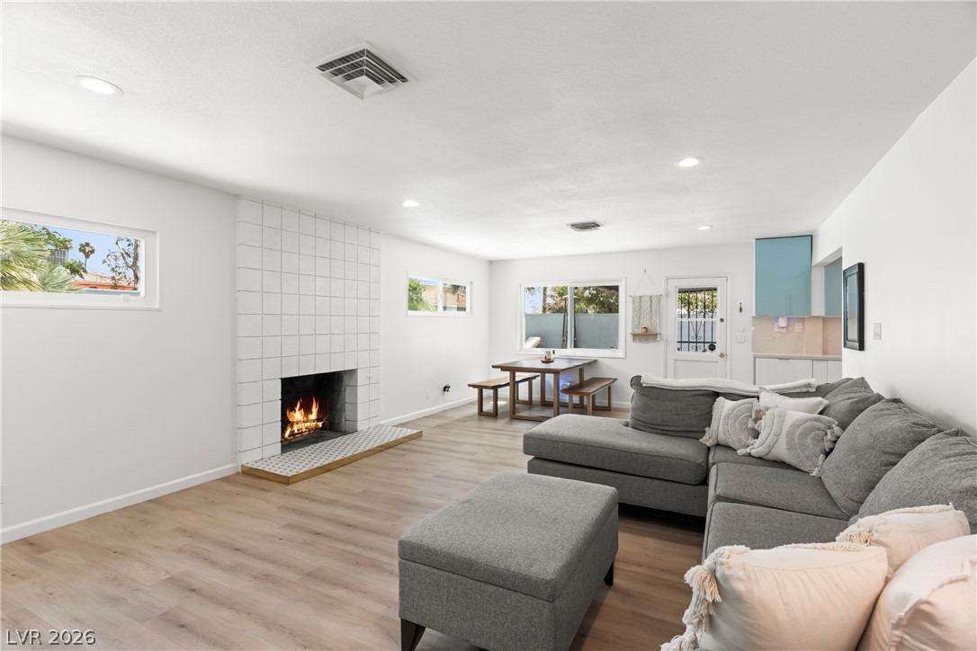 1705 Hassett Avenue Las Vegas NV 89104