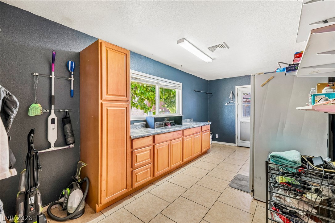 3232 South Mountain Vista Street Las Vegas NV 89121