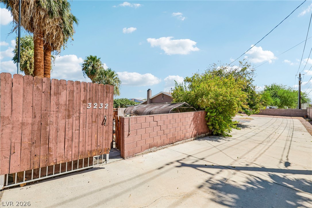 3232 South Mountain Vista Street Las Vegas NV 89121