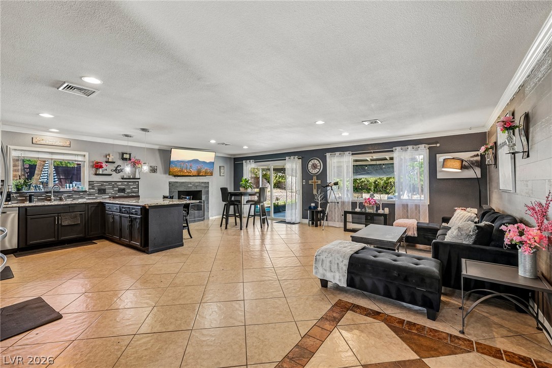 3232 South Mountain Vista Street Las Vegas NV 89121