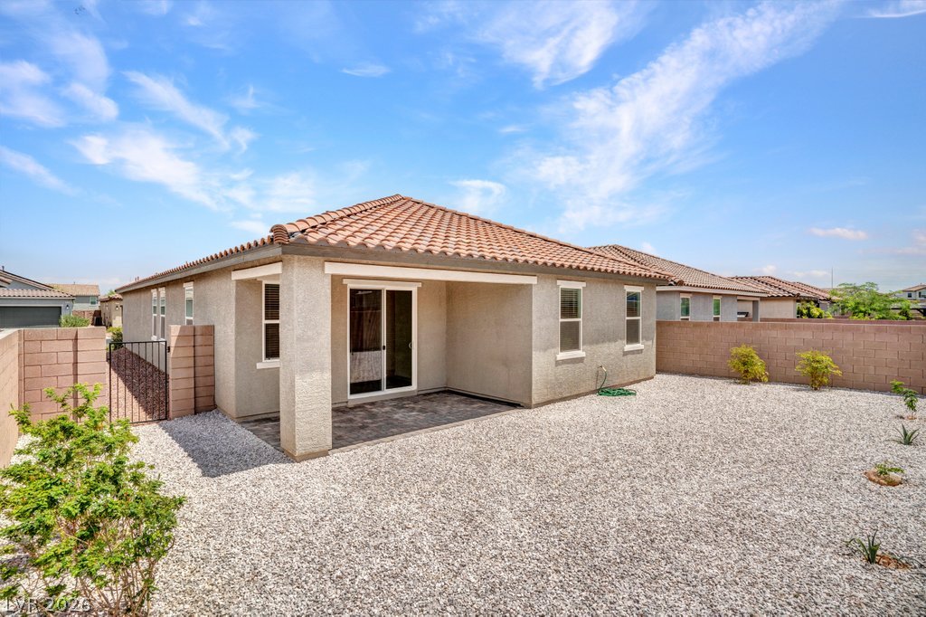 8955 Marigold Creek Street Las Vegas NV 89113