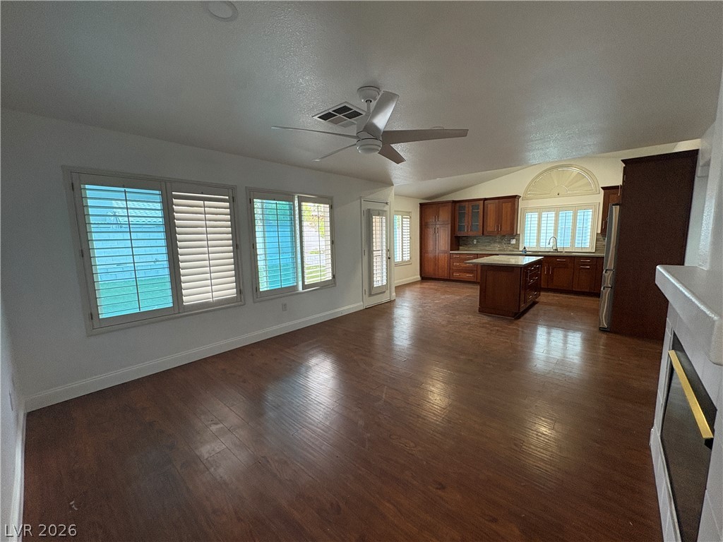 531 Drift Stone Avenue Las Vegas NV 89123