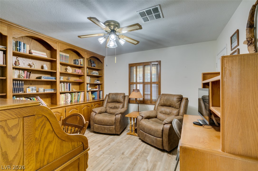 661 Burton Street Henderson NV 89015