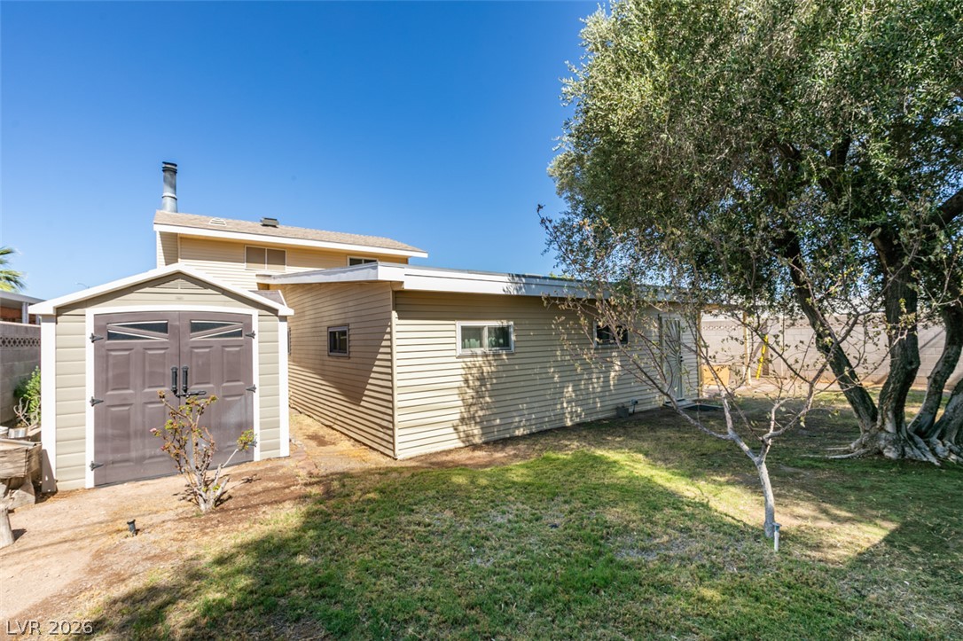 661 Burton Street Henderson NV 89015