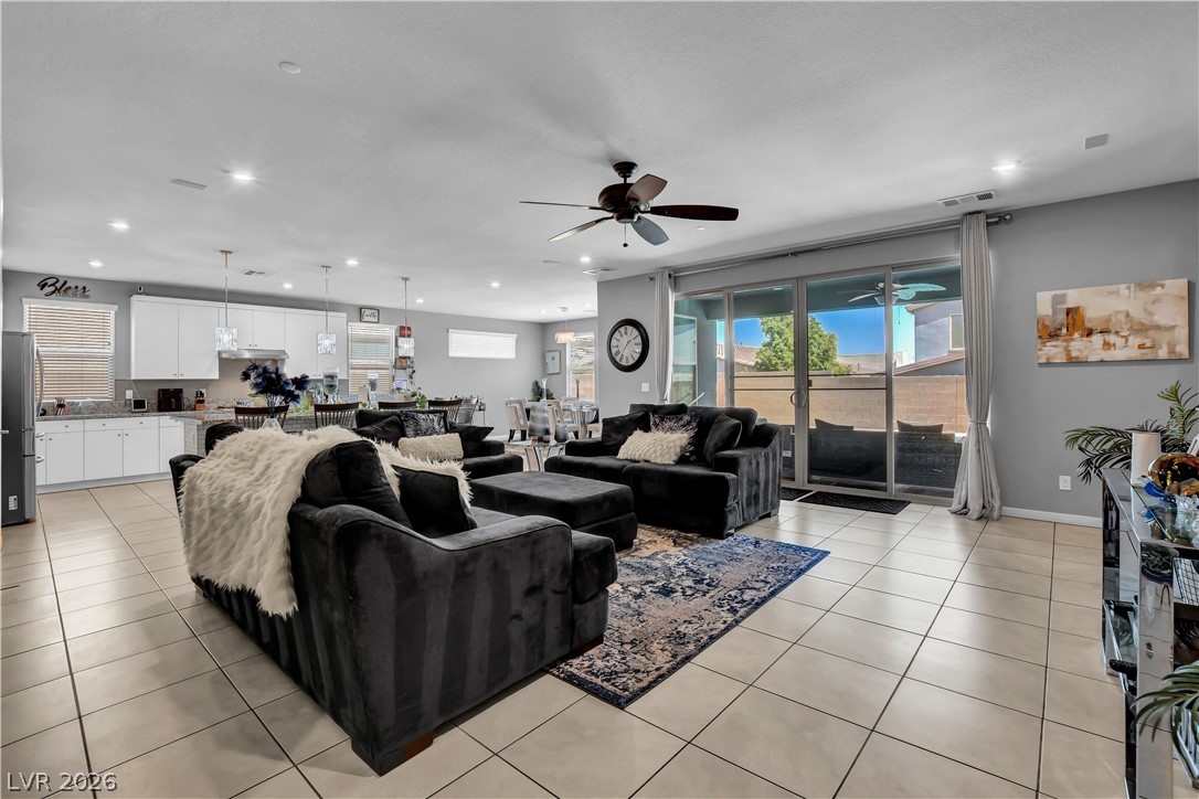 6834 Moorland Street North Las Vegas NV 89084