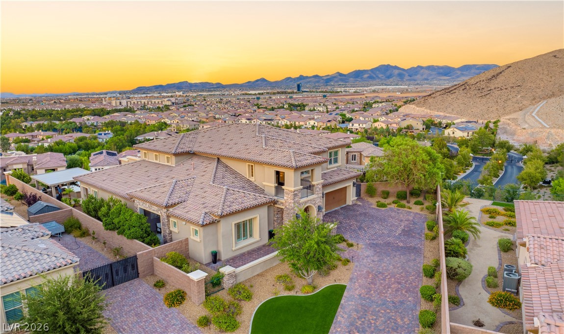 2 Olympia Outlook Drive Las Vegas NV 89141
