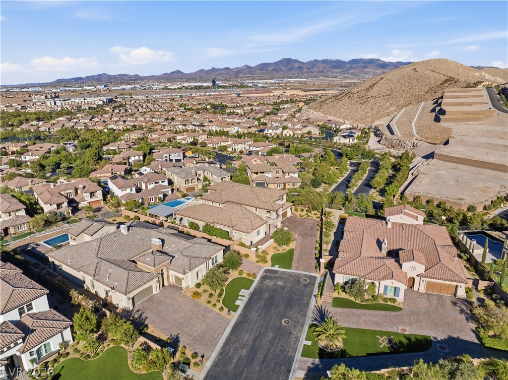 2 Olympia Outlook Drive Las Vegas NV 89141