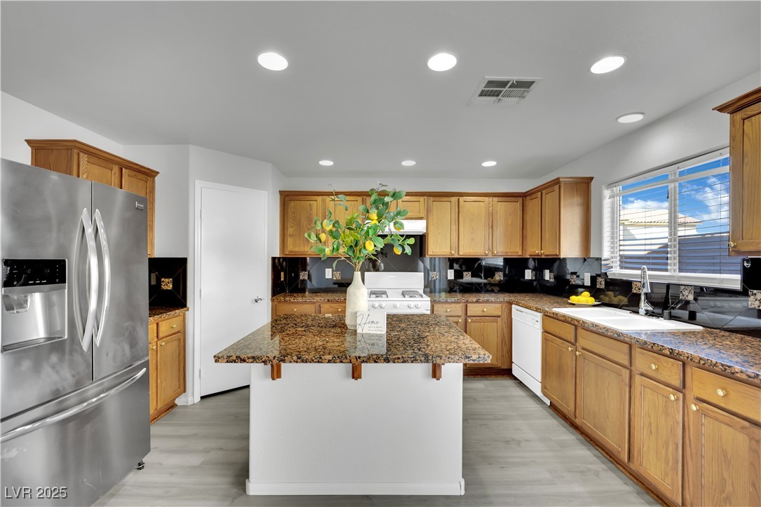 6466 Fulton Meadows Avenue Las Vegas NV 89141