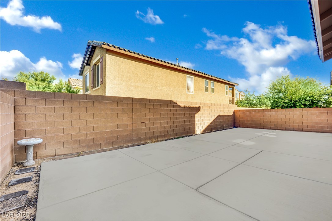6466 Fulton Meadows Avenue Las Vegas NV 89141