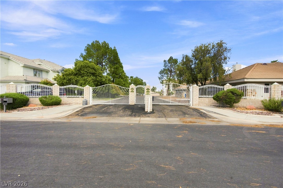 3840 Topaz Street Las Vegas NV 89121