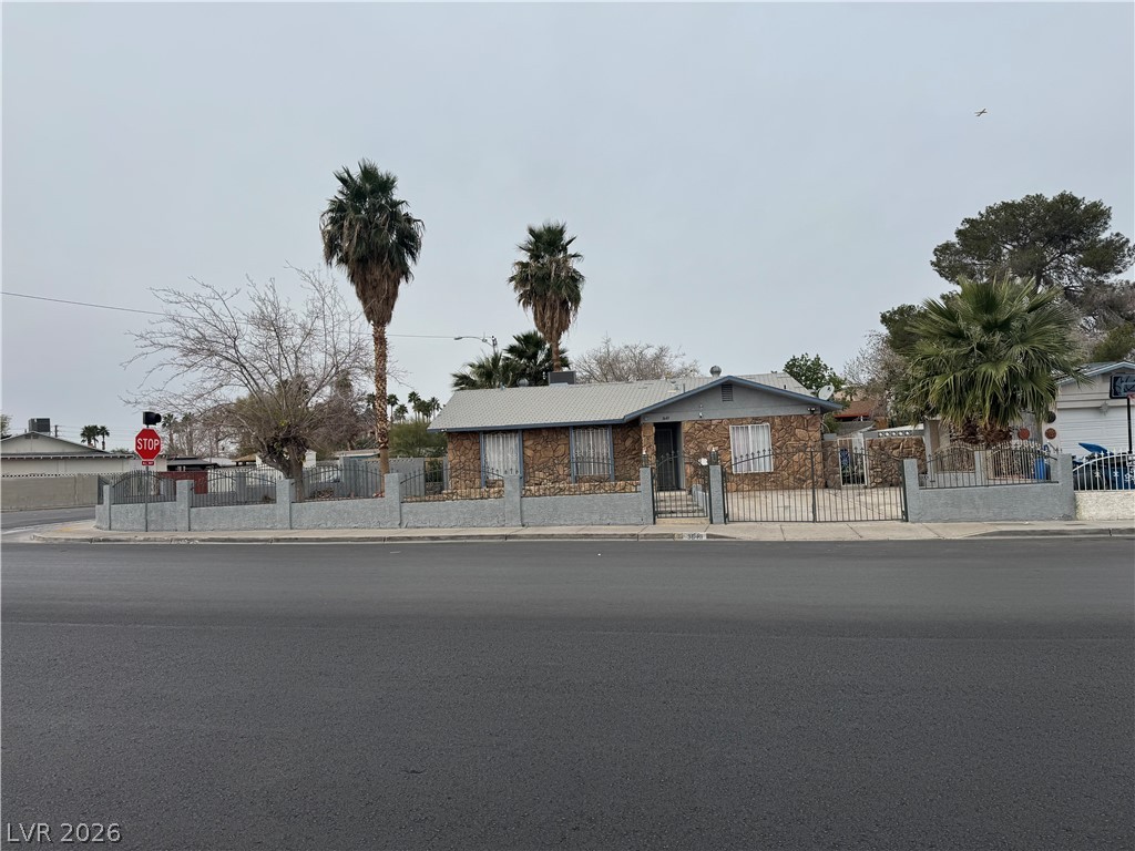 3643 Indios Avenue Las Vegas NV 89121