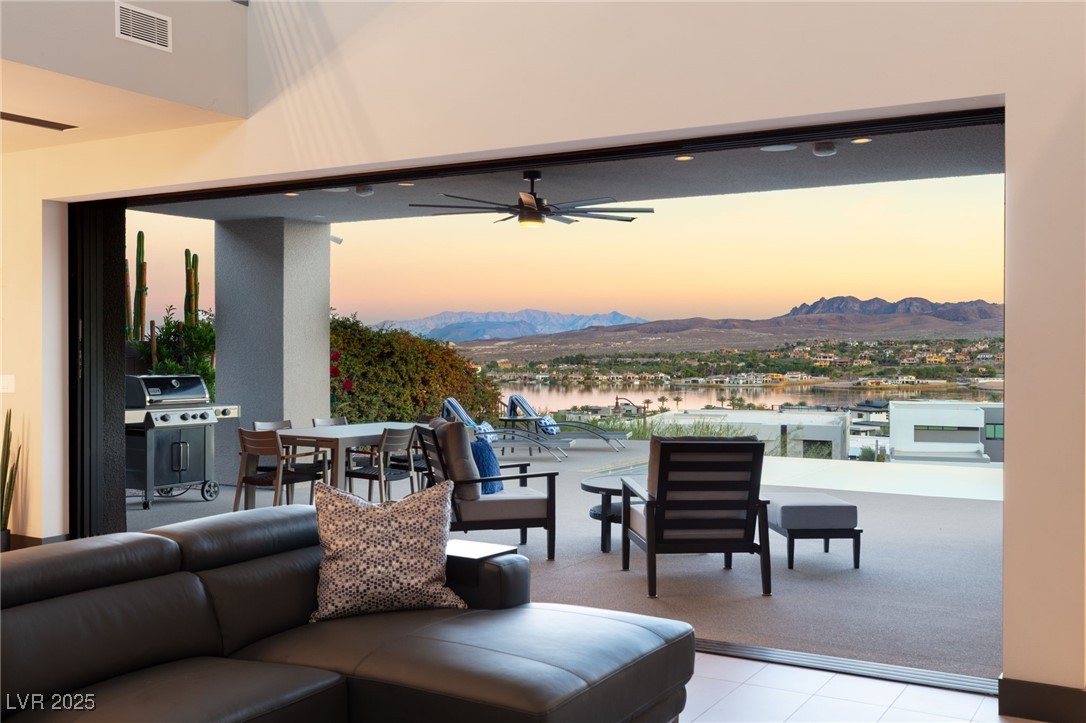 20 Highland Cove Lane Henderson NV 89011