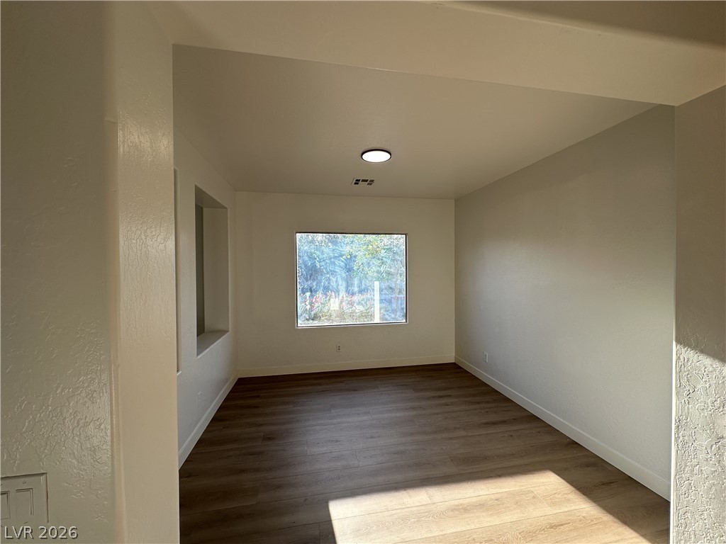 5728 Flying Birdie Avenue Las Vegas NV 89122